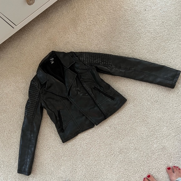 Leather Jacket - Picture 3 of 7